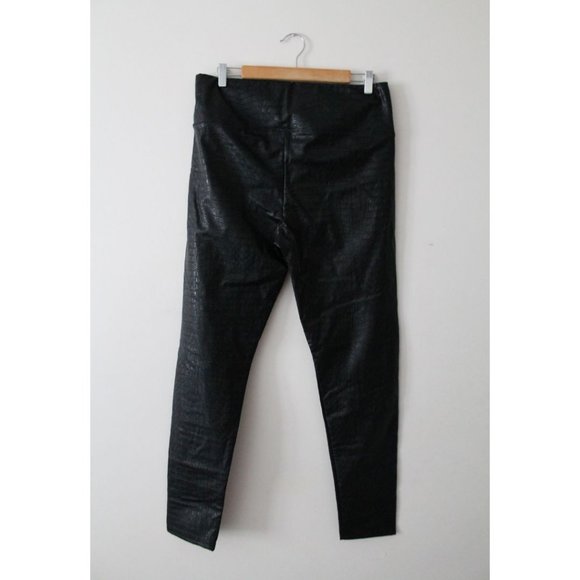 7 For All Mankind High Rise Croc Embossed Faux Leather Leggings Black Size Large - Picture 3 of 5